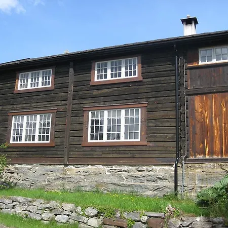 Gustavstugu Frisvoll